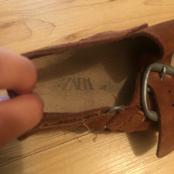Zara Girls Suede Sandals - Picture 4 of 4